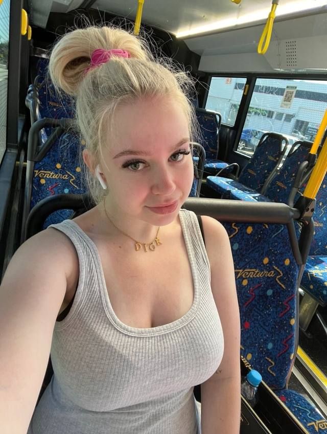 NO PAYMENT REQUIRED- SEXY SINGLE MOM AVAILABLE FOR MEET AND FUCK AS LONG AS YOU KNOW HOW TO USE YOUR DIVK 🍑🍑💦💦 - Image 2